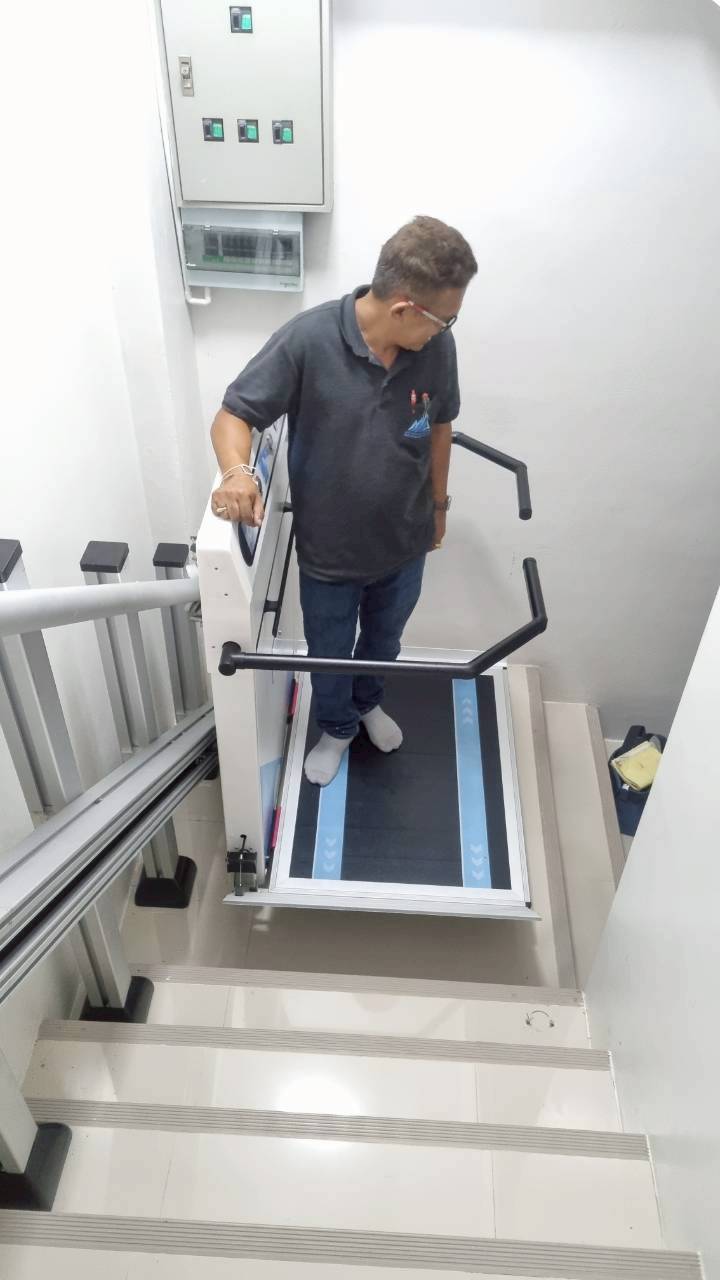 STAIRLIFTS 4